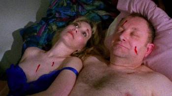 Screenshot 1 from Santa Claws (Full Movie)
