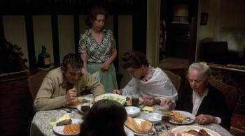 Screenshot 3 from Saturday Night Fever (Full Movie)