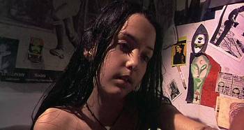 Screenshot 2 from Scarlet Diva (Full Movie)