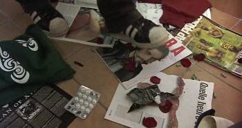 Screenshot 3 from Scarlet Diva (Full Movie)