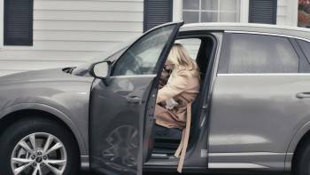 Screenshot 3 from Secrets Between Sisters (Full Movie)