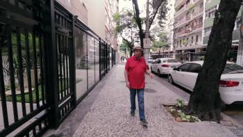Screenshot 2 from Sergio Mendes in the Key of Joy (Full Movie)