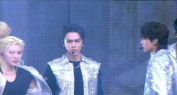 Screenshot 2 from Seventeen Tour 'Follow' Again to Cinemas (Full Movie)