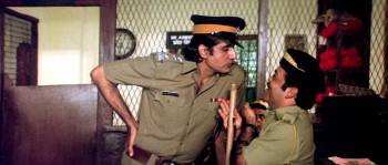 Screenshot 2 from Shahenshah (Full Movie)