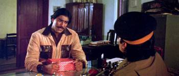 Screenshot 3 from Shahenshah (Full Movie)