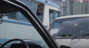 Screenshot 3 from She Shoots Straight (Full Movie)
