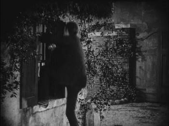 Screenshot 3 from Sherlock Holmes (Full Movie)