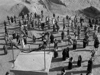 Screenshot 1 from Simon of the Desert (Full Movie)