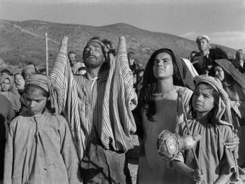 Screenshot 3 from Simon of the Desert (Full Movie)