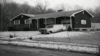 Screenshot 1 from Sin in the Suburbs (Full Movie)
