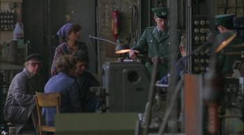 Screenshot 2 from Singing the Blues in Red (Full Movie)