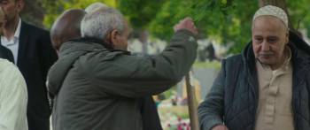 Screenshot 1 from Six pieds sur Terre (Full Movie)
