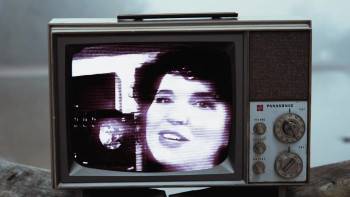 Screenshot 2 from Smile for the Dead: An Examination of Spirit Photography (Full Movie)