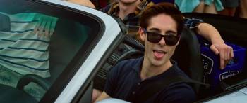 Screenshot 2 from Sneekweek (Full Movie)