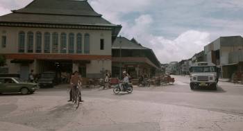 Screenshot 1 from Srimulat: Hil yang Mustahal - Babak Pertama (Full Movie)