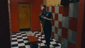 Screenshot 2 from Stay Awake (Full Movie)