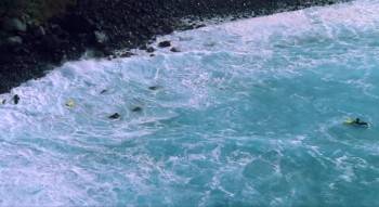 Screenshot 2 from Step Into Liquid (Full Movie)