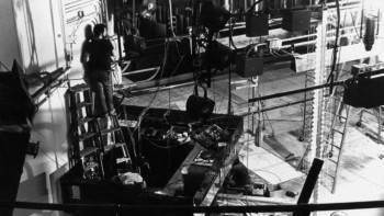 Screenshot 2 from Studio 54 (Full Movie)