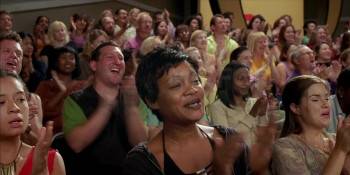 Screenshot 2 from Style Me for Christmas (Full Movie)