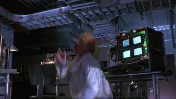 Screenshot 3 from Submerged (Full Movie)