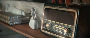 Screenshot 2 from suSHEELA - suJEET (Full Movie)