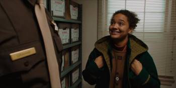 Screenshot 3 from Susie Searches (Full Movie)
