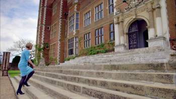 Screenshot 3 from Tales from the Royal Wardrobe (Full Movie)