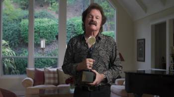 Screenshot 3 from The 2020 Rock & Roll Hall of Fame Induction Ceremony Virtual Red Carpet Live (Full Movie)