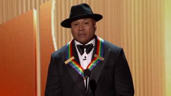 Screenshot 3 from The 45th Annual Kennedy Center Honors (Full Movie)