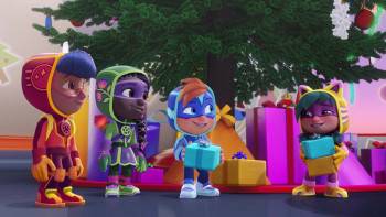 Screenshot 2 from The Action Pack Saves Christmas (Full Movie)