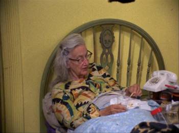 Screenshot 2 from The Beales of Grey Gardens (Full Movie)