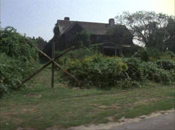 Screenshot 3 from The Beales of Grey Gardens (Full Movie)