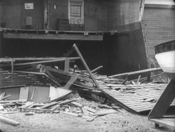 Screenshot 3 from The Boat (Full Movie)
