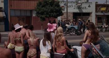 Screenshot 3 from The Born Losers (Full Movie)