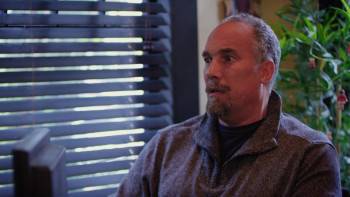 Screenshot 1 from The Business of Christmas (Full Movie)
