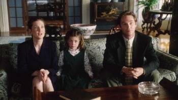 Screenshot 3 from The Christmas Box (Full Movie)