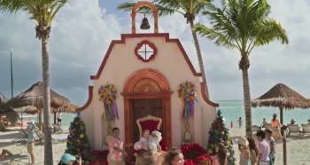 Screenshot 2 from The Christmas Chronicles: Part Two (Full Movie)