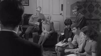 Screenshot 2 from The City of the Dead (Full Movie)