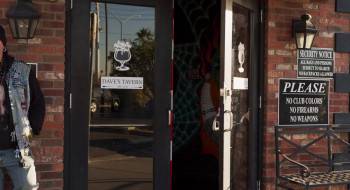 Screenshot 1 from The Comic Shop (Full Movie)