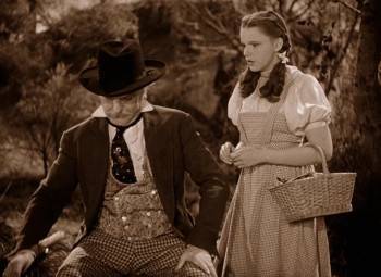 Screenshot 3 from The Dark Side of the Rainbow (Full Movie)
