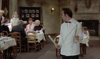 Screenshot 3 from The Discreet Charm of the Bourgeoisie (Full Movie)