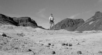 Screenshot 1 from The Fastest Gun Alive (Full Movie)