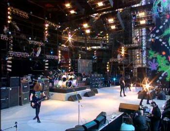 Screenshot 3 from The Freddie Mercury Tribute: Concert for AIDS Awareness (Full Movie)