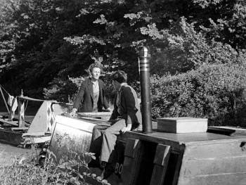 Screenshot 3 from The Girl of the Canal (Full Movie)