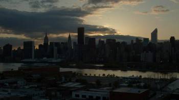 Screenshot 1 from The Girl on the Train (Full Movie)