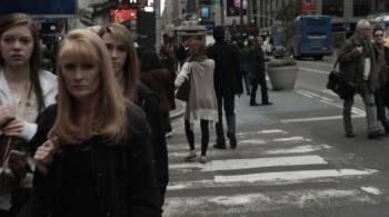 Screenshot 2 from The Girl on the Train (Full Movie)