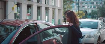 Screenshot 3 from The Girl on the Train (Full Movie)