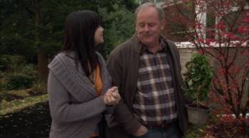 Screenshot 3 from The Good Witch's Garden (Full Movie)