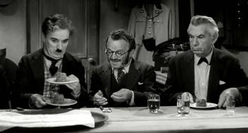 Screenshot 3 from The Great Dictator (Full Movie)