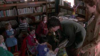 Screenshot 1 from The Gun in Betty Lou's Handbag (Full Movie)